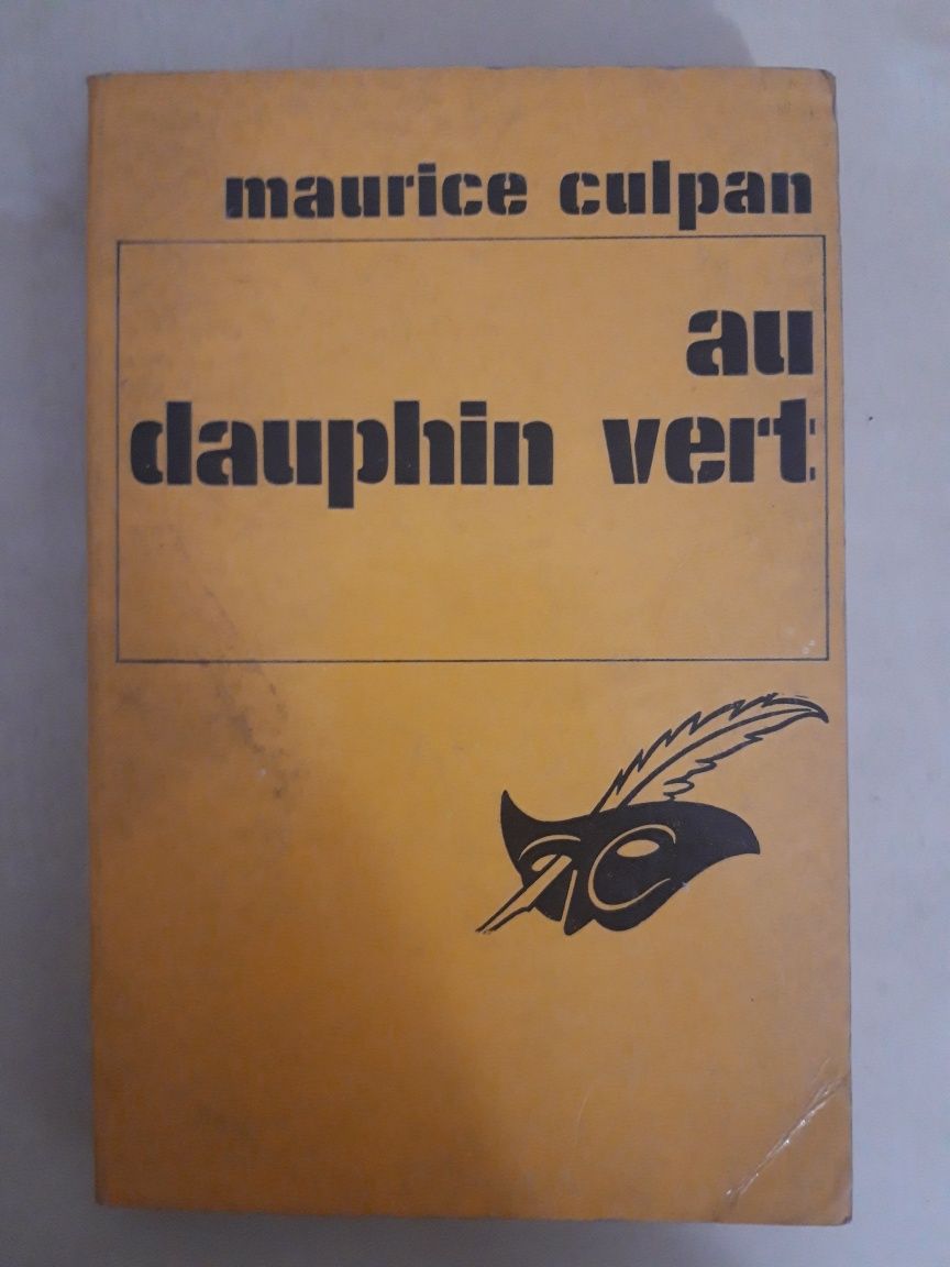 Au Dauphin Vert.