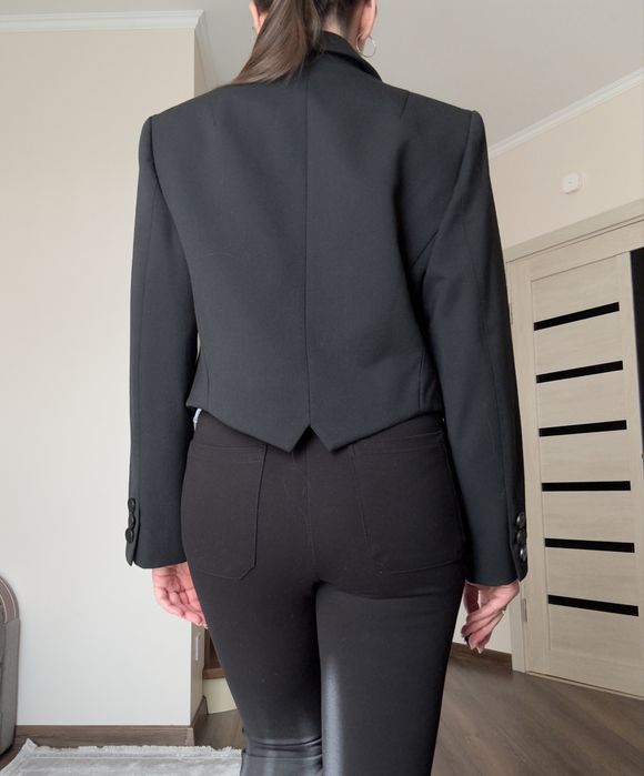 Вкорчений піджак від Bazhane