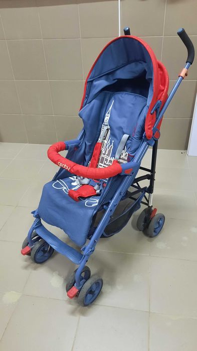 Прогулянкова коляска Geoby D388W-F