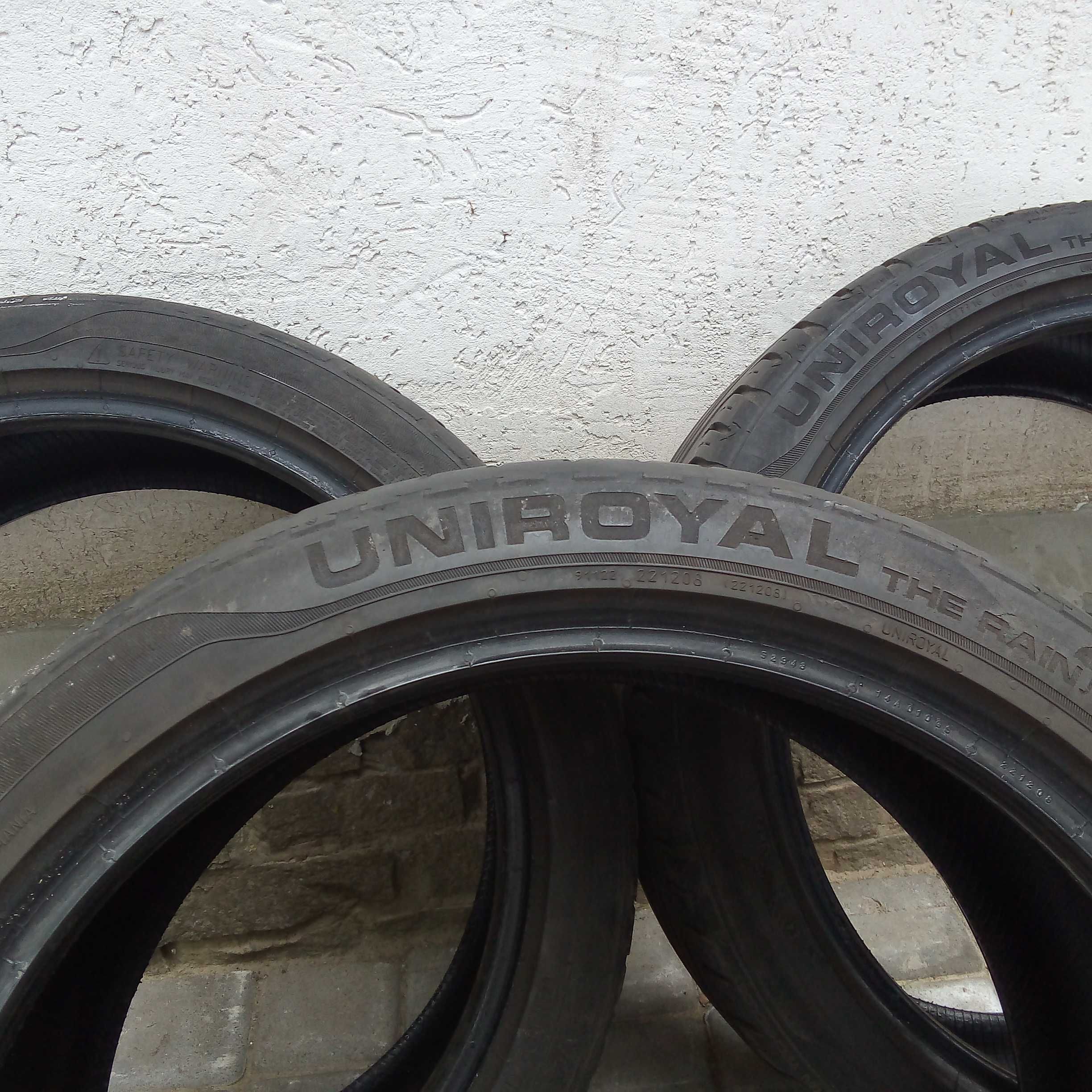 Продам Шини Uniroyal R18 .225/40 R18- 3шт.