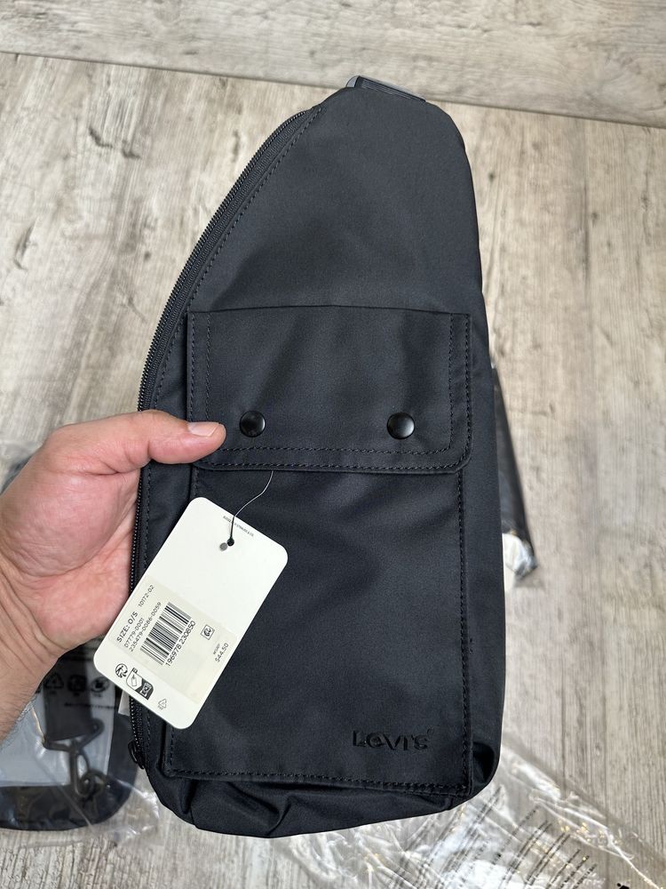 ОРИГІНАЛ 100% Сумка месенджер Levis Crossbody D7779-0001