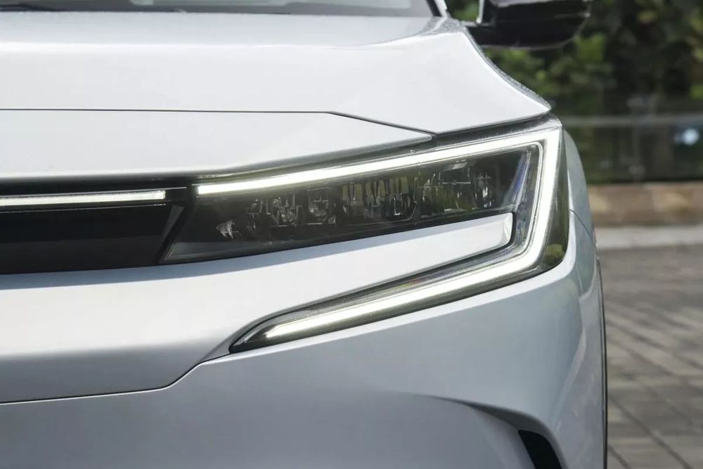 Нова Honda eNP2 без пробігу