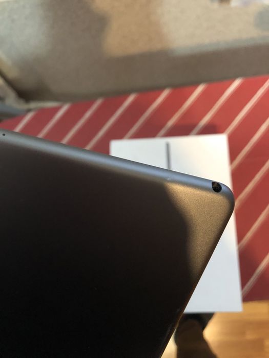 Продам планшет iPad Air 3 2019 10,5’ 64gb