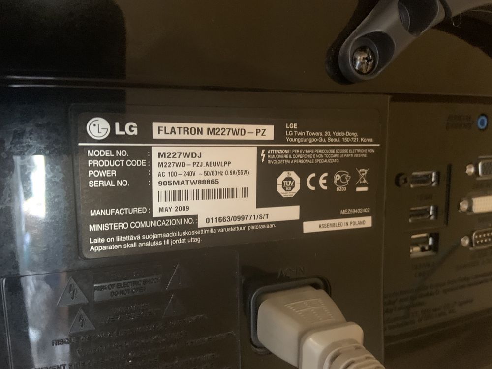 Монітор, ТВ - LG flatron M227WD