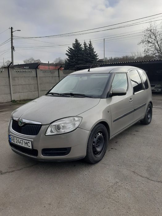 Продам Škoda Roomster 1.4 газ + бензин 2007 год