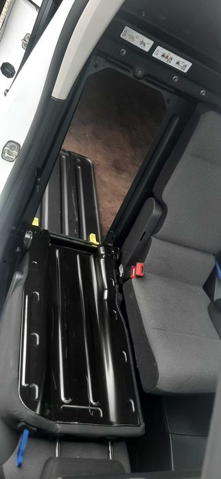 Combo 1.5 131 KM Niemcy 3-os. MAX Długi Klima CarPlay