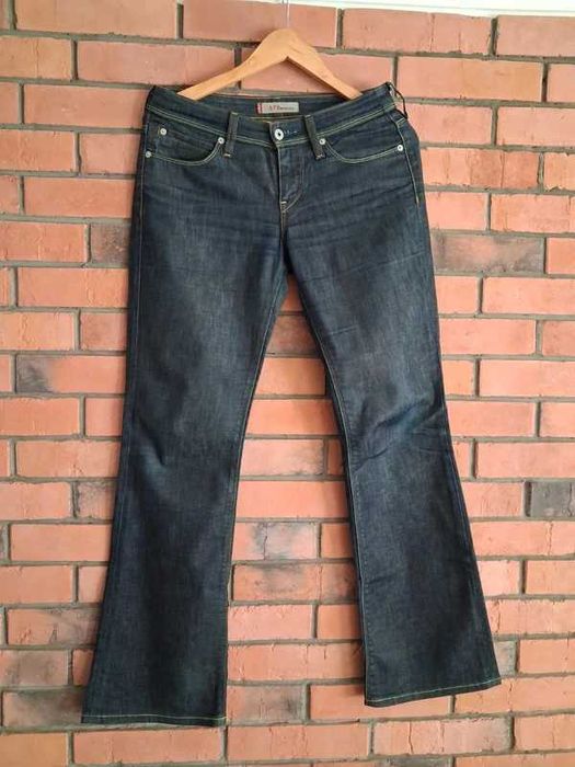 Spodnie jeansowe Levi's 572 Boot Cut / Rozmiar W29 L32