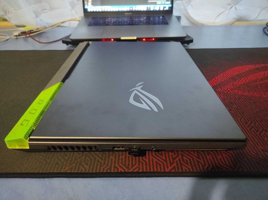 Ігровий ноутбук ASUS ROG Strix G17 G713RW-LL115W 2022