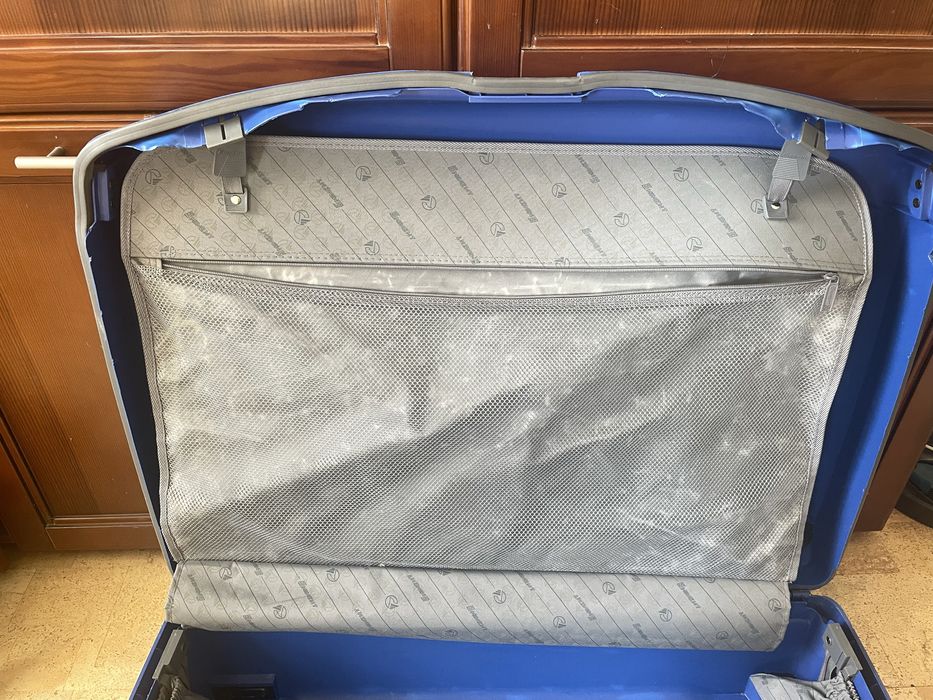 Валіза Eminent 53см