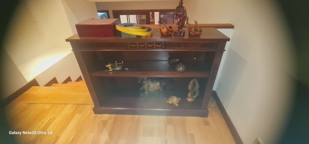 Sideboard em madeira