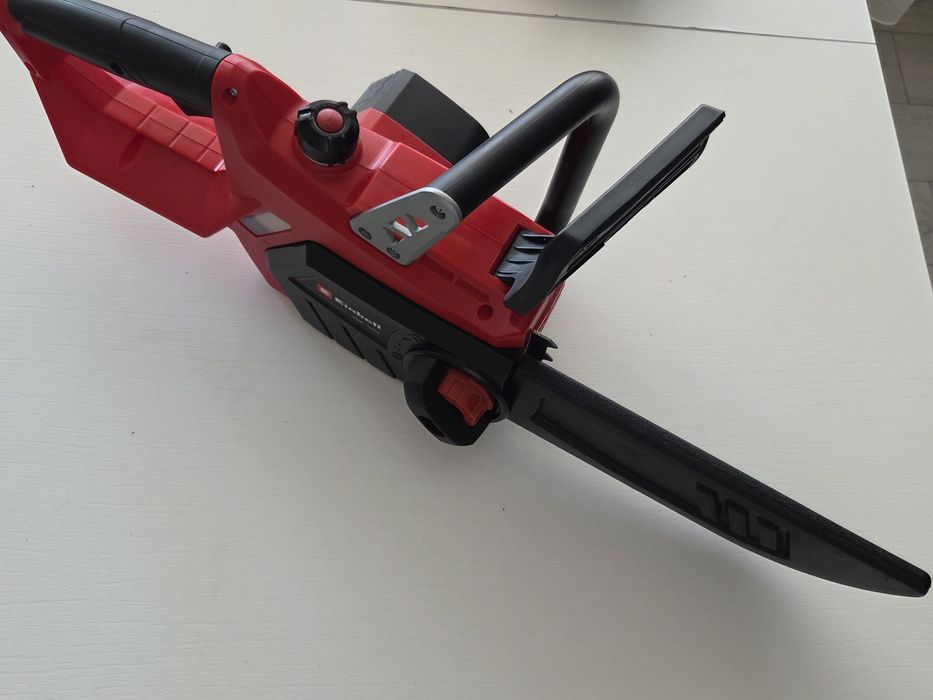 pilarka łańcuchowa Einhell GE-LC 18 Li.