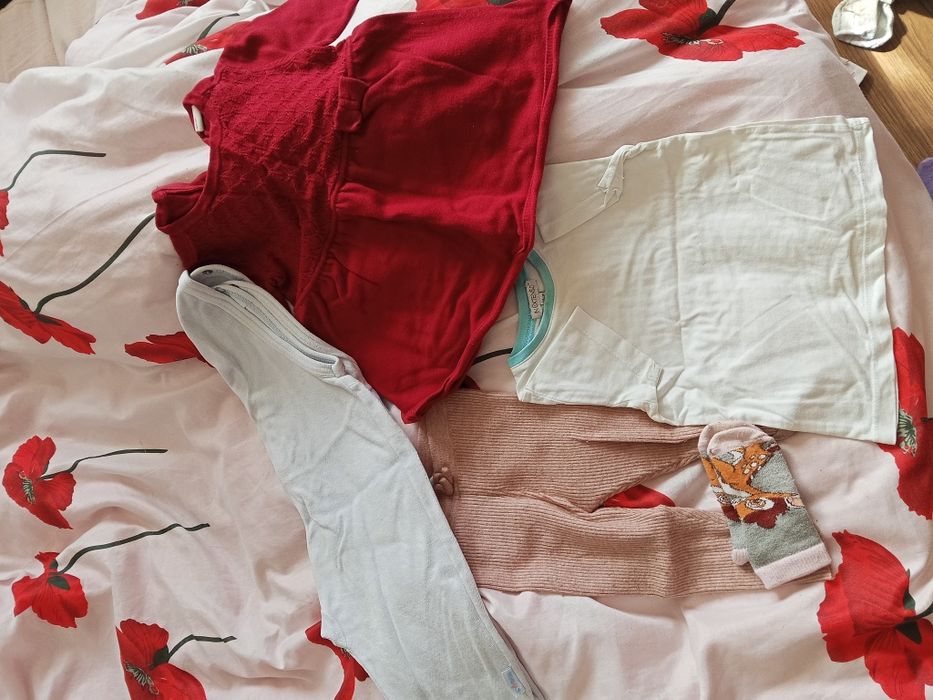 Ubranka dla dziewczynki rozm 68-74