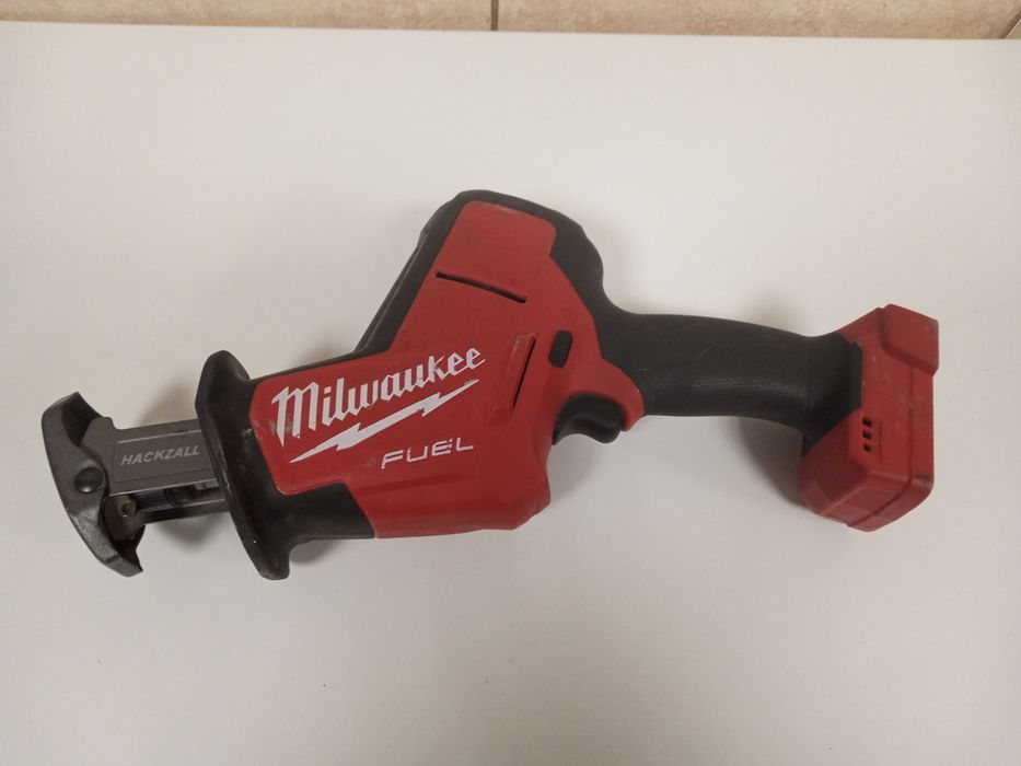 Piła szablasta Milwaukee M18 FHZ – body (bez akumulatora)