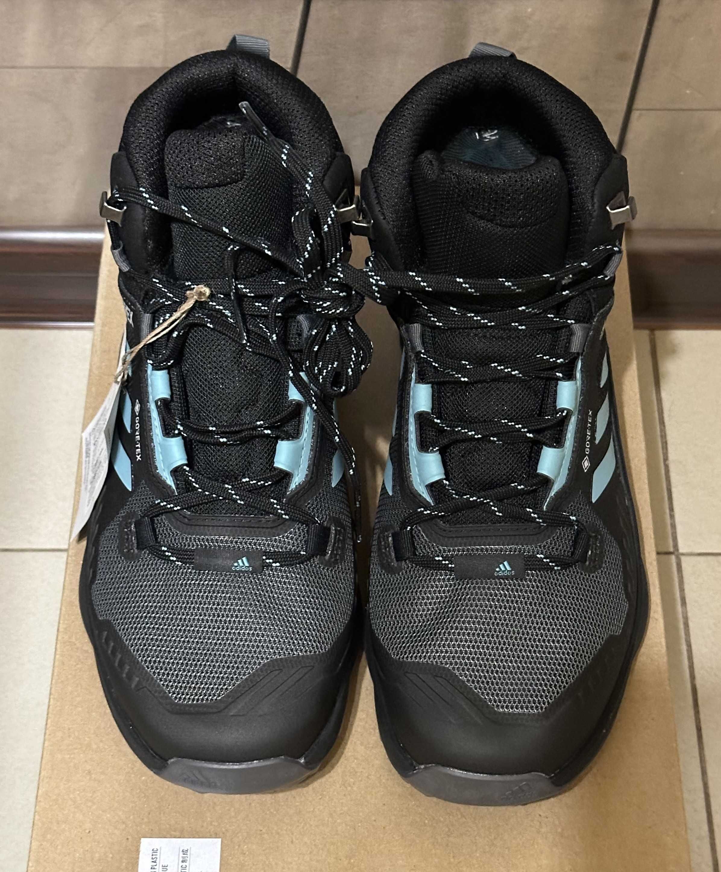 Кроссовки Adidas Terrex Swift R3 Mid Gore-Tex р.39,5/38,5-24,5 см.
