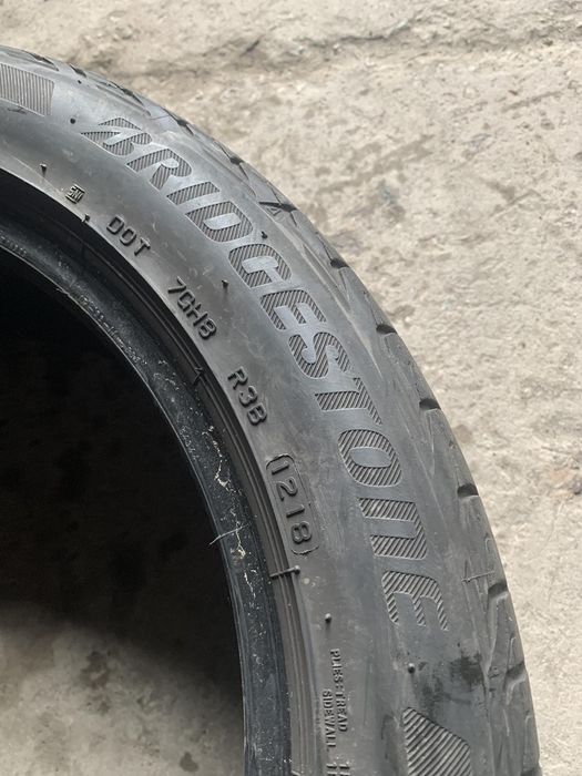 225.45.17 Bridgestone 4шт лето БУ склад шины резина из Европы 45 R17