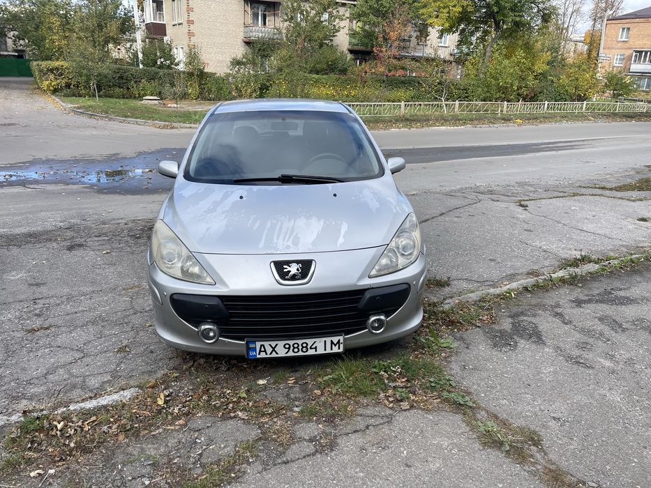 Пежо 307 2005 года