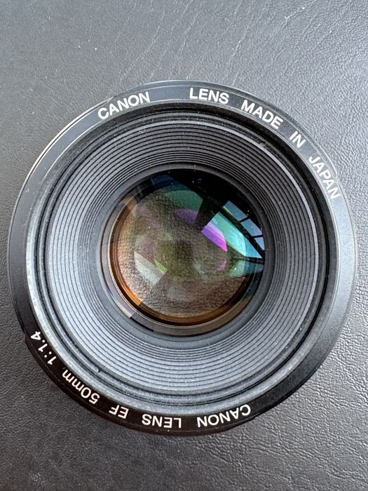 Продам обʼєктив Canon EF 50 mm 1:1,4