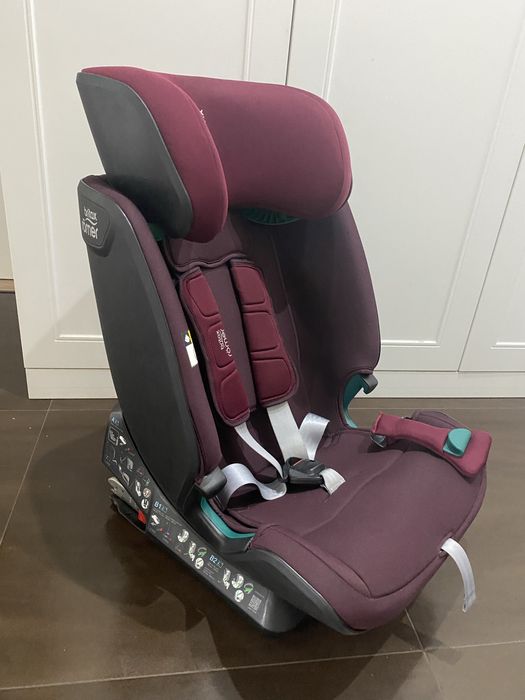 Britax Romer ADVANSAFIX IV M Група 1/2/3 (9-36кг)