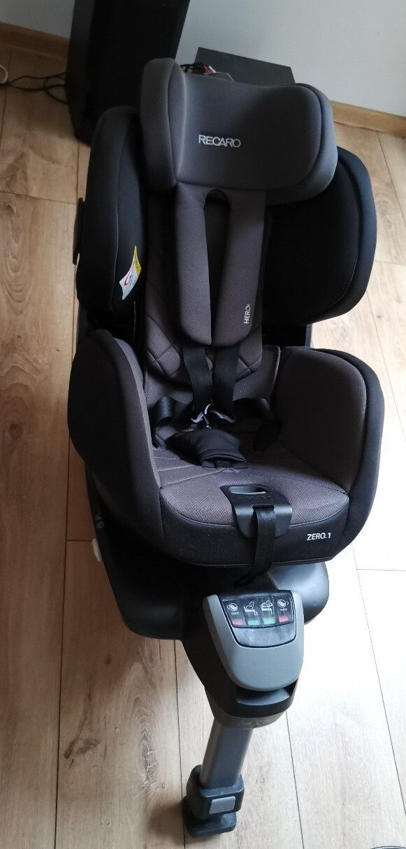 Fotelik  RECARO obrotowy 360°  Isofix