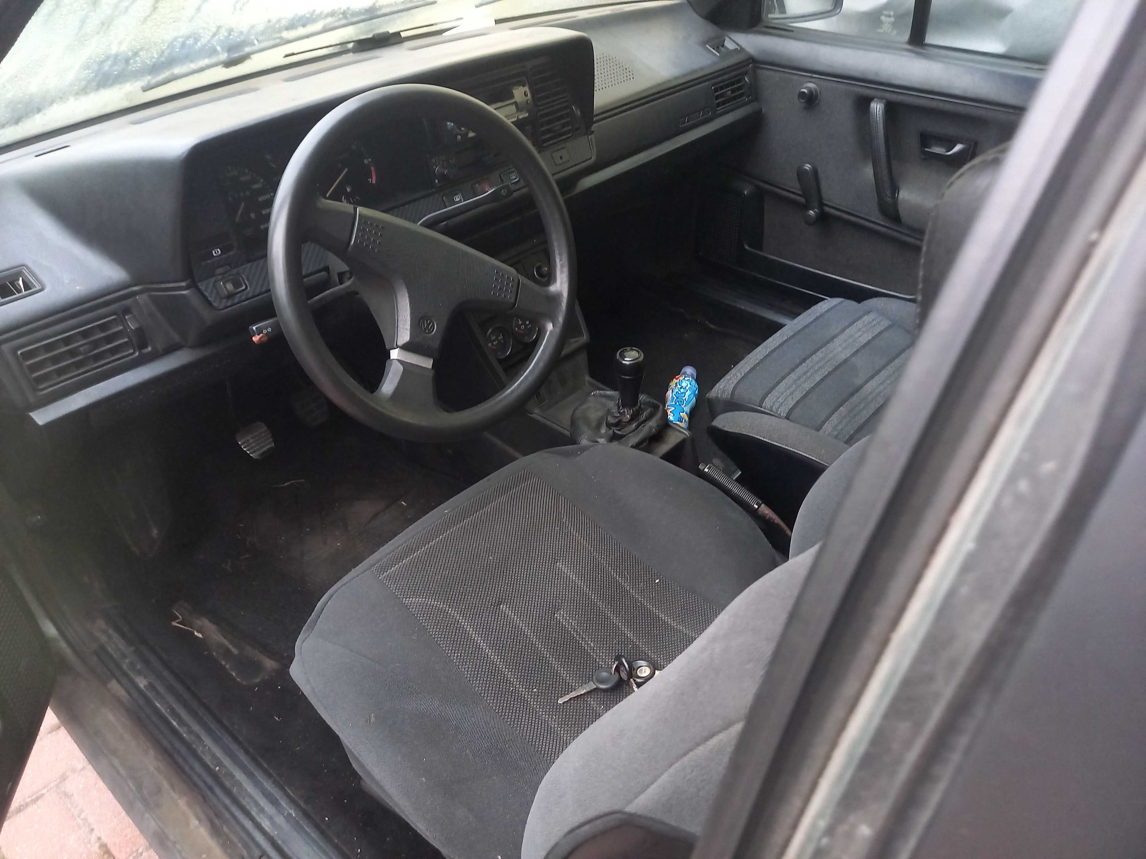 Volkswagen pasat B2 82r.