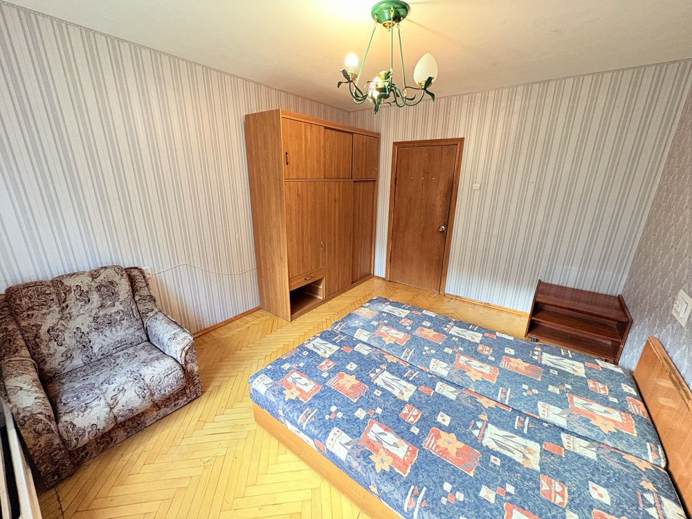 Продаж 3к кв 84м2 метро Позняки вул Анни Ахматової 39А ДЕРЖ ПРОГРАМИ