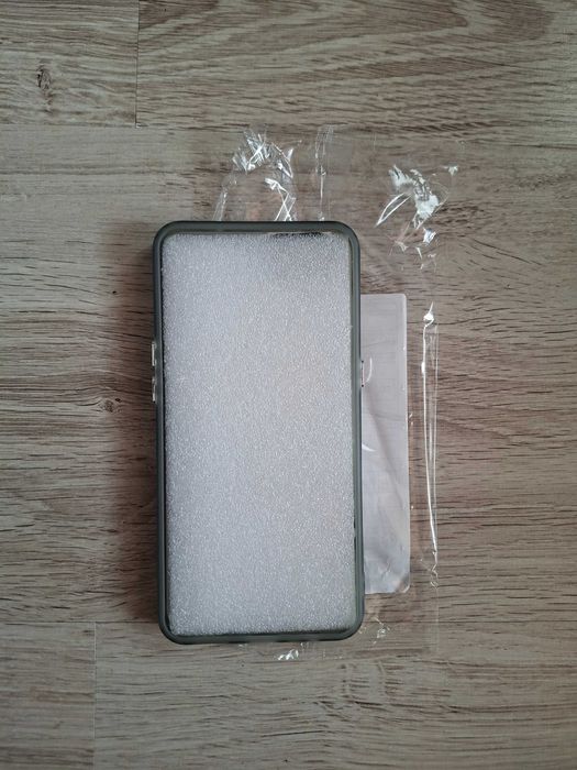 Etui NOWE na telefon Samsung Galaxy