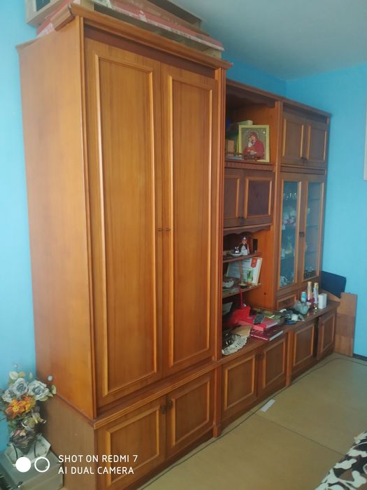 Продам б/у стенку