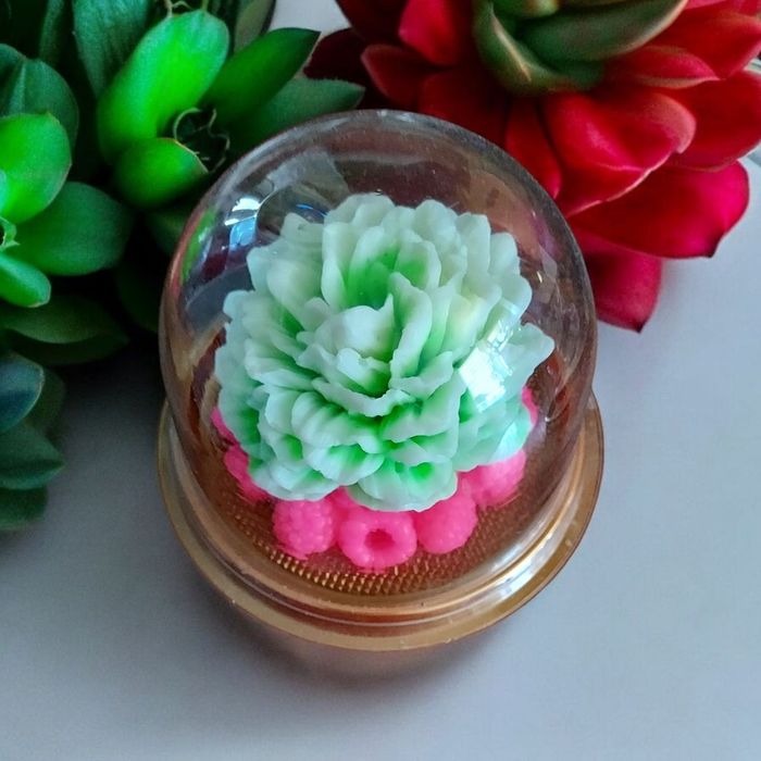 Dekoracyjne mydło w kopule   Prezent dla niej • Kwiatowy design