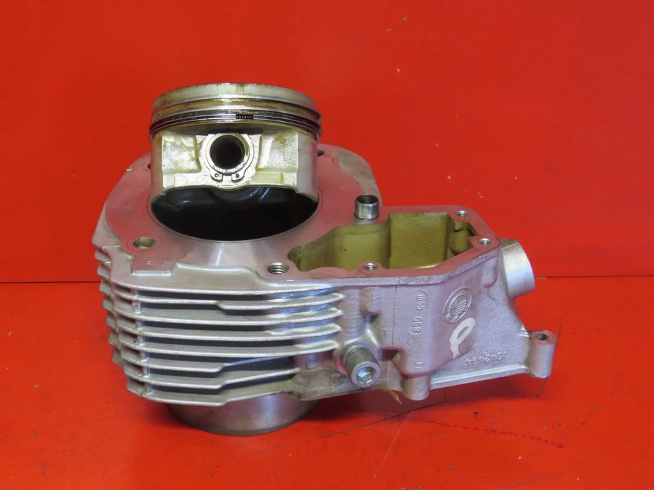 BMW R850R R 850 R 850R 1100 1150 cylinder tłok pierścienie sworzeń
