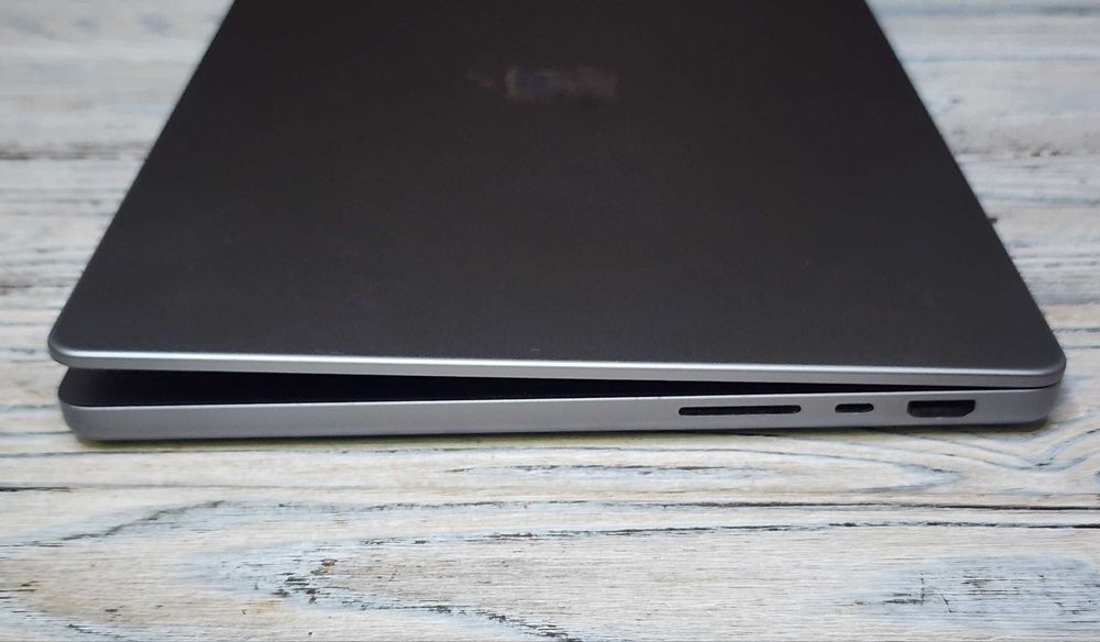 MacBook Pro 14 2021 Space Gray M1 Pro 32/512 гарантия магазин 900$