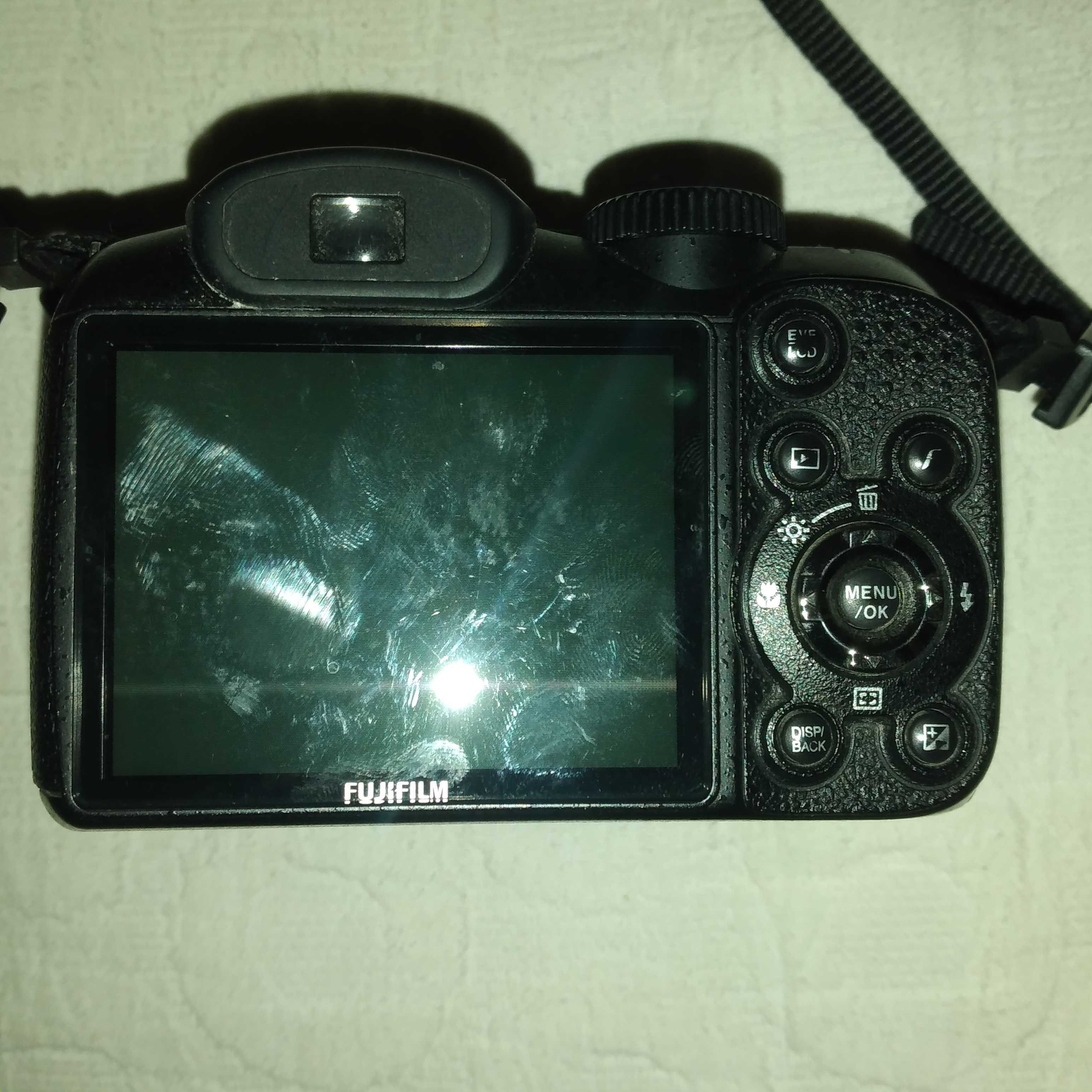 Aparat fotograficzny FUJIFILM ,Finepix S2950  profesional