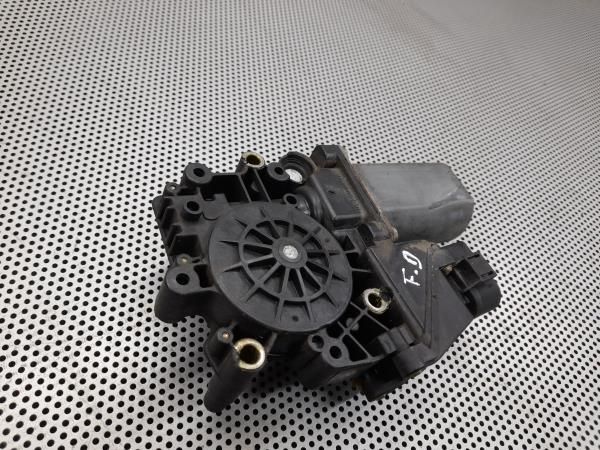 Motor vidro frente direito AUDI A4 (8D2, B5)