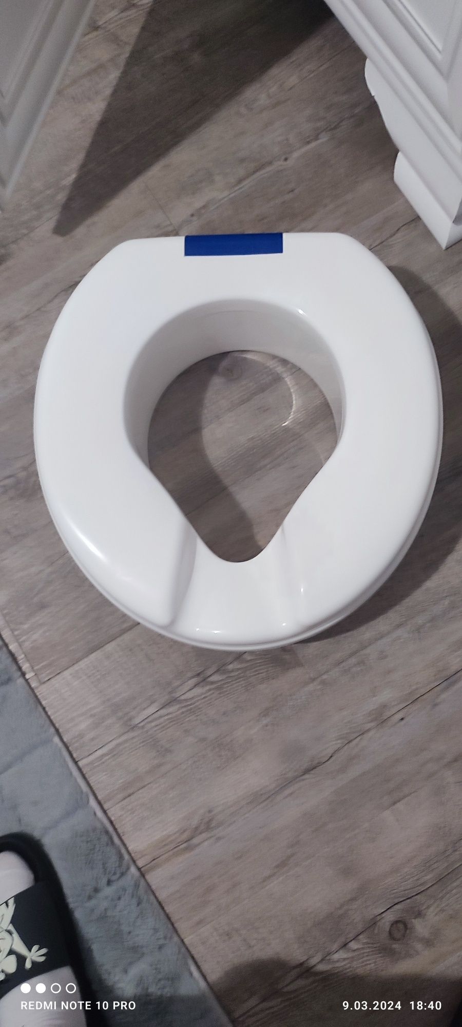 Nakładka podwyższająca sedes WC uniwersalna