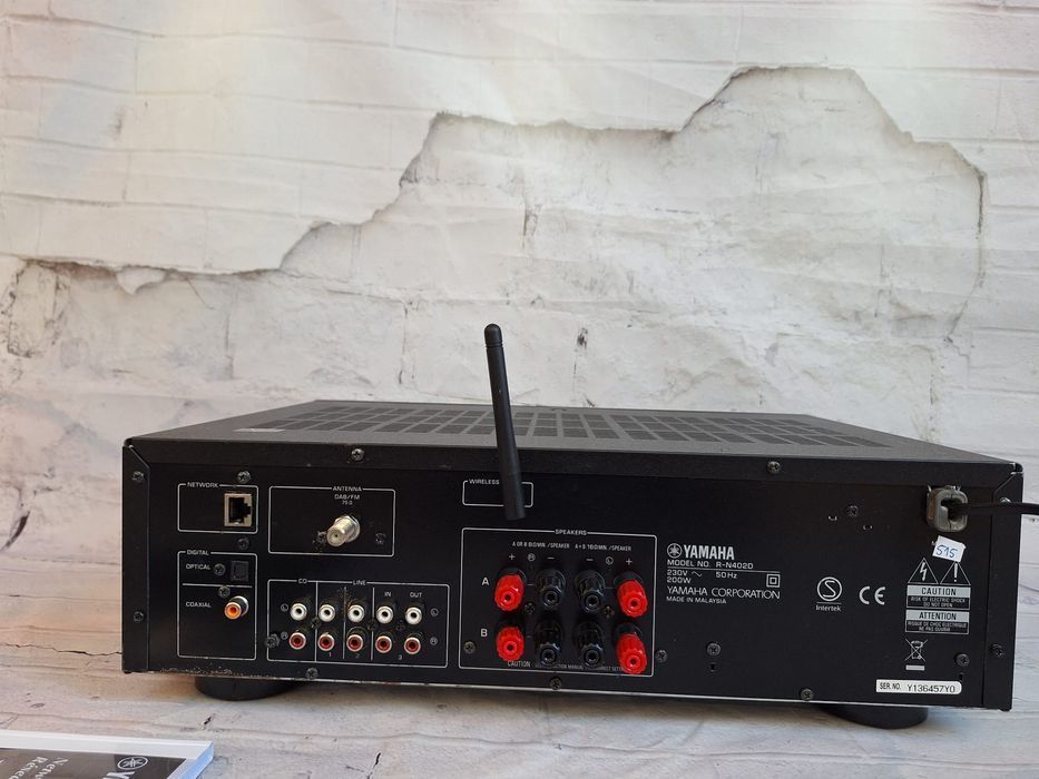 Yamaha R-N402D Amplituner Stereo 2x140W