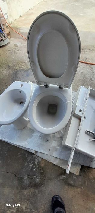 Loiça sanitaria  usada como nova