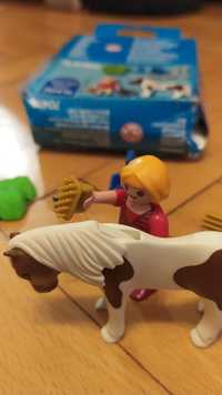 Playmobil koń kucyk z dziewczynką 70416