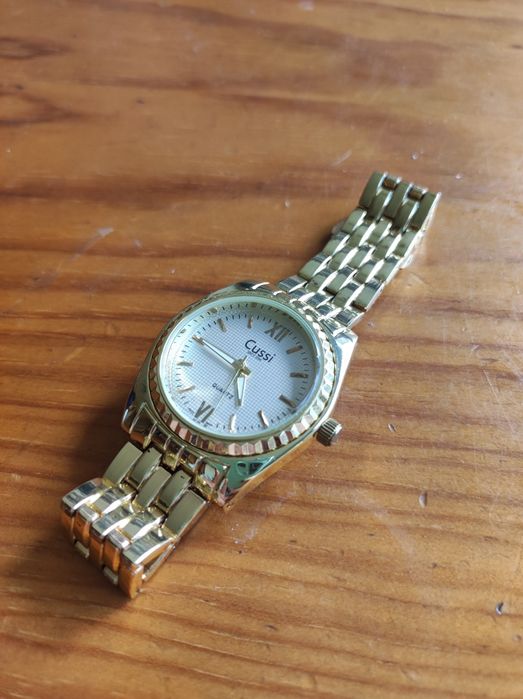 Relógio Cussi Dourado