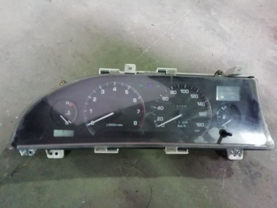 Quadrante - Toyota Corolla E90 ( 1987 / 1992 ).