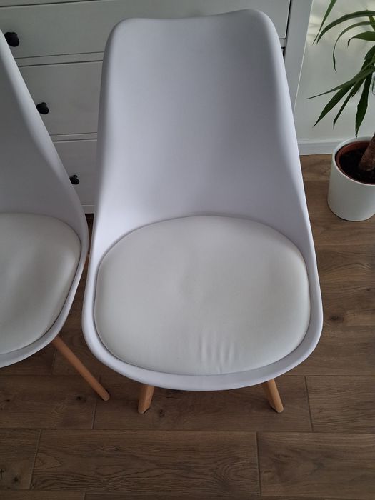 Sprzedam krzesła 2 sztuki