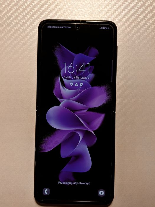 Samsung Galaxy Z Flip 3