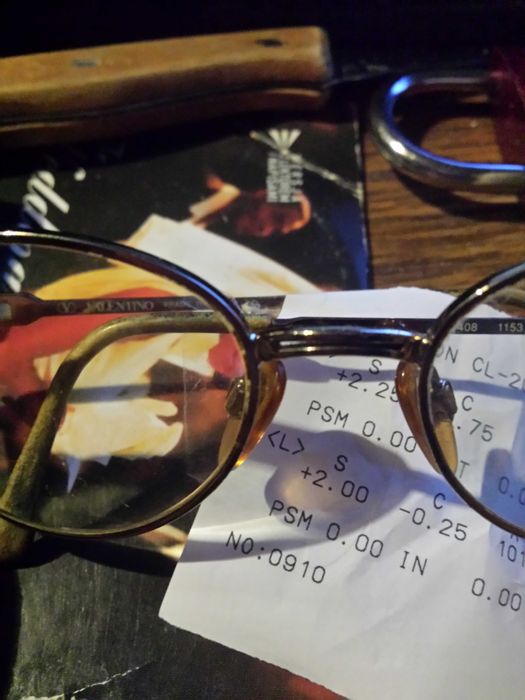 okulary korekcyjne valentino  v408 +2.25 +2,00 oraz cylindry