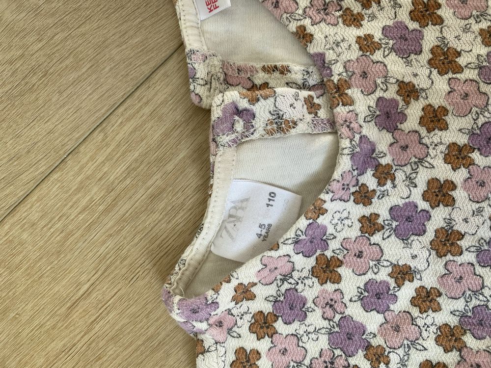 Sukienka dziewczęca ZARA 110 cm