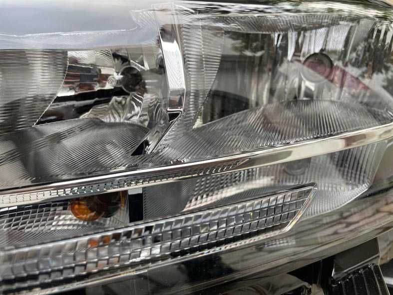 otica frontal ESQ partner III fase 2 / berlingo III fase 2 / doblo III