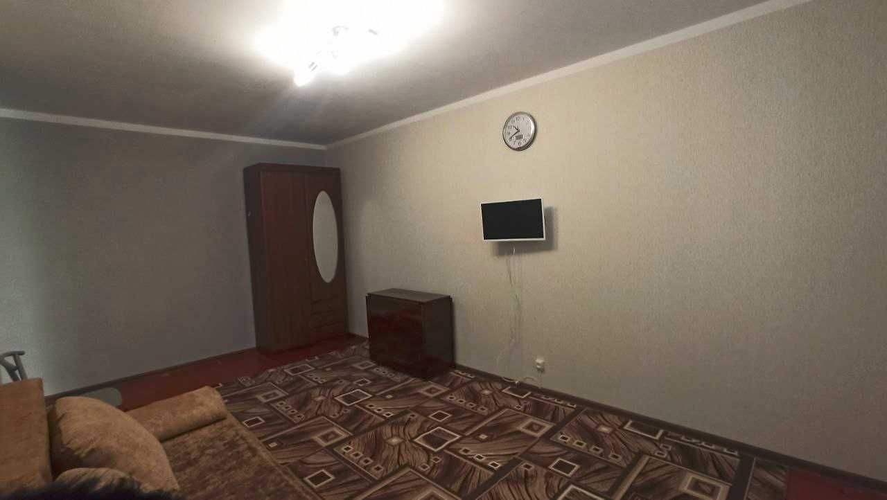 Продам 1-кімнатну квартиру в Дергачах в найкращому районі. (Ізраїль)