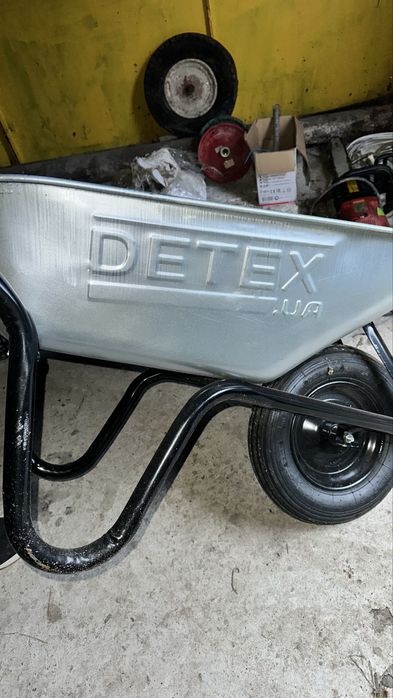 Тачка будівельна DETEX