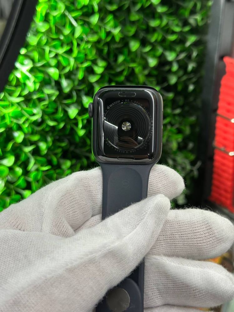 Apple Watch SE40mm Повний к-т Space Grey SE Магазин, Гарантія, Вибір