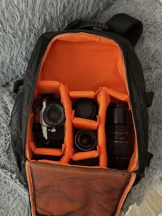 Фоторюкзак для обєктивів, ноутбуку та штатива.