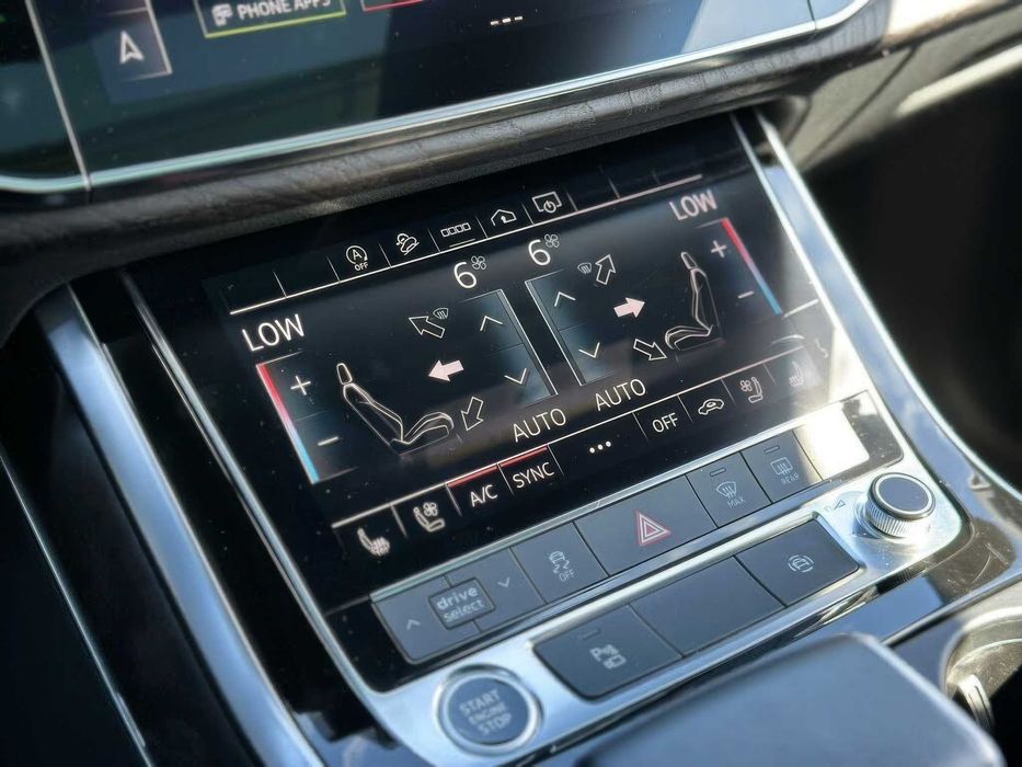 Audi Q8 quattro Premium Plus      2021