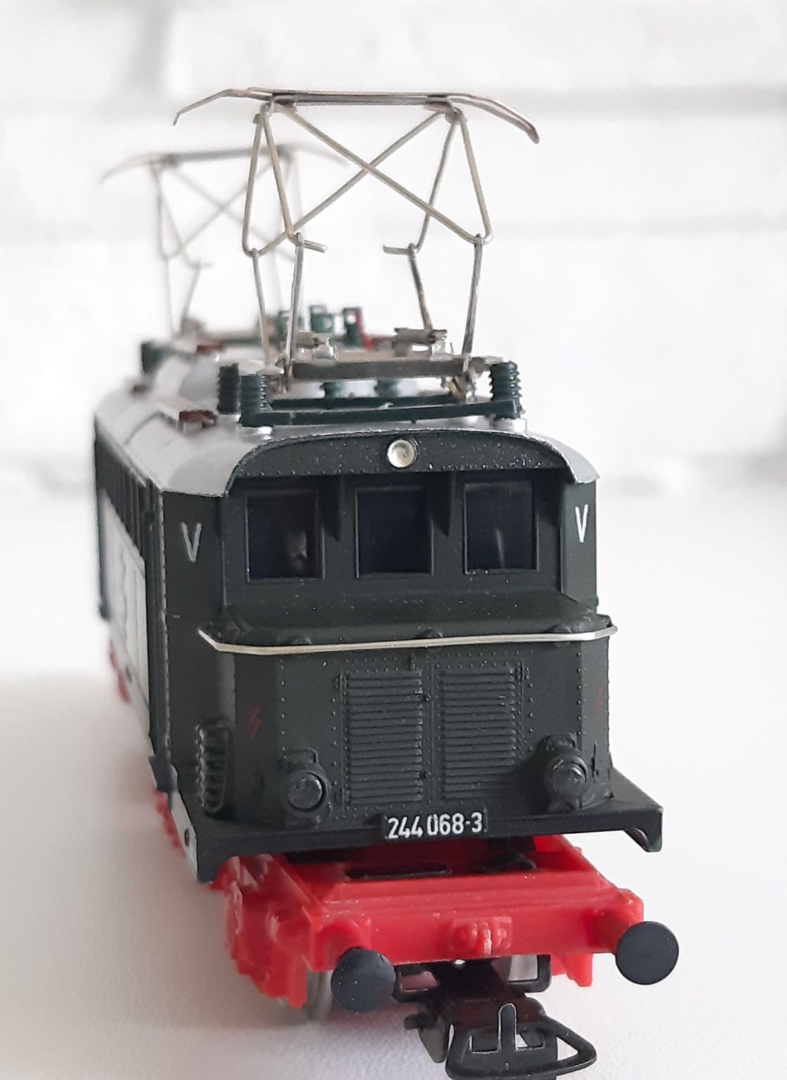 Lokomotywa Piko BR 244 H0