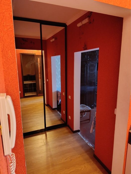 Здам квартиру біля ринку Хмільники з Автономним опаленням